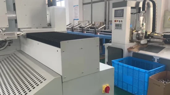 Automatic Feeding CNC Fiber Laser Cutting Machine for Round Square Tube Pipe